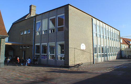 de St.-Jansschool aan de Keuvelhoeklaan
