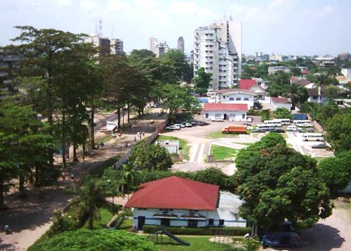 zicht op de Zaresche hoofdstad Kinshasa