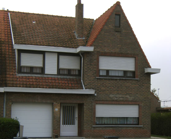Het huis van de Zusters van Ten Bunderen in de Knokkestraat, nr. 654