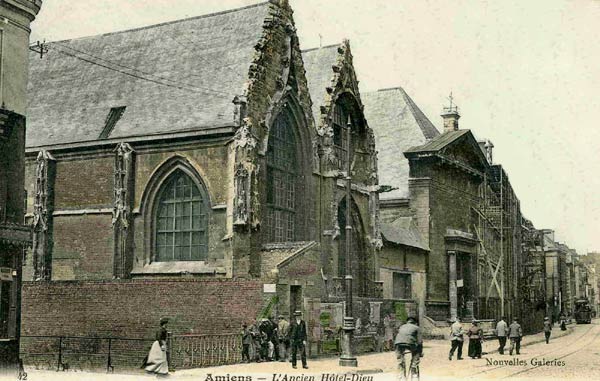 De St.-Janskapel van het Htel-Dieu van Amiens. Postkaart, eind 19de eeuw