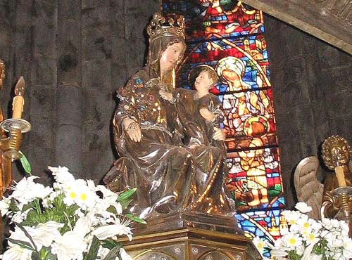 miraculeus beeld van Maria en Kind. Roncesvalles, klooster, kapittelzaal.