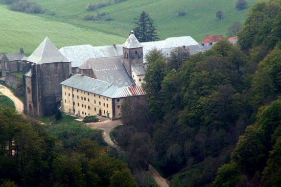 het Augustijnerklooster en het pelgrimshospitaal in Roncesvalles