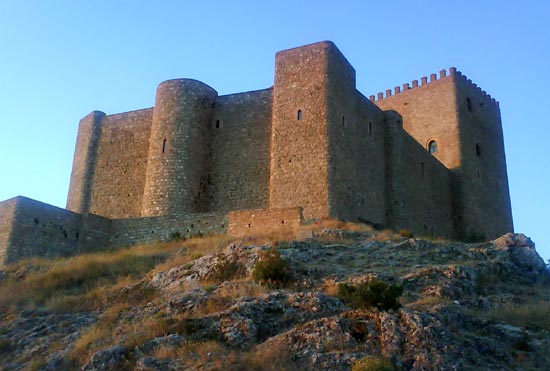 Castillo Sigura, een commanderij van de Orde in Segura de la Sierra