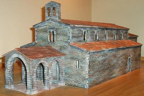 reconstructie van de pre-romaanse St.-Jakobskerk onder koning Alfonso III 