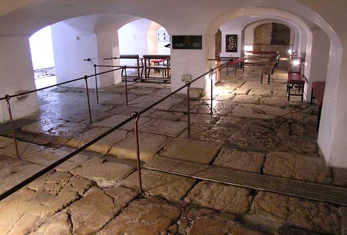 De Lithostrotos bevloering onder het klooster van de Zusters van Sion.