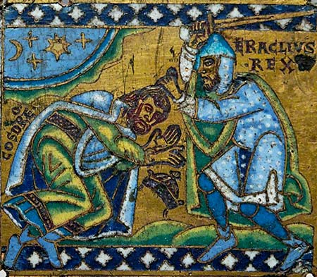 De Byzantijnse keizer Heraclius verslaat en doodt de Perziche koning Chosro II. 12de eeuws email. Parijs, Louvre