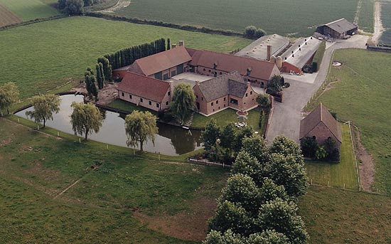 luchtfoto van de huidige Bunderkruis-hoeve