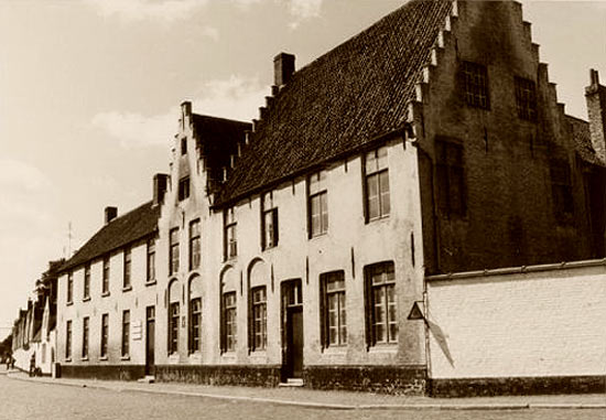 Het voormalig Sint-Hubrechts-ten-Dullen voor krankzinnigen. Brugge, Boeveriestraat 50