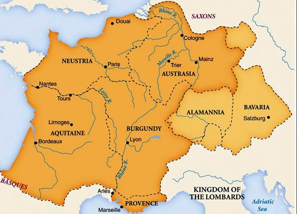 Kaart van het Merovingische Rijk (oranje gekleurd) in de 8ste eeuw.