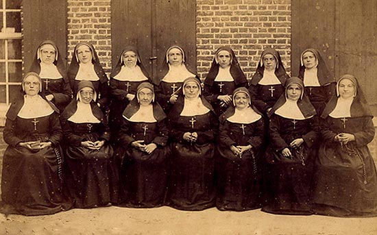 de gemeenschap van zusters in 1896