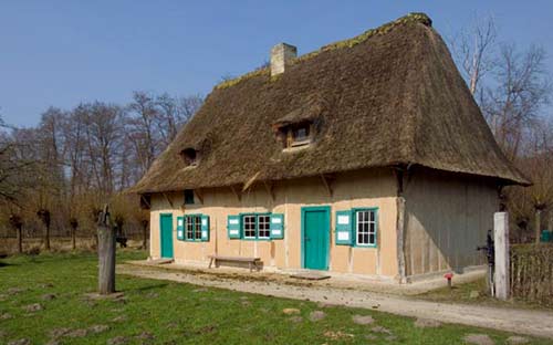 middeleeuws huis (reconstructie in het Openluchtmuseum in Bokrijk)