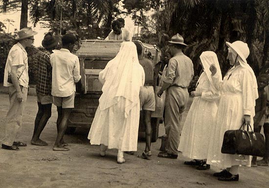 aankomst van de 3 zusters in Kodoro op 3 januari 1967