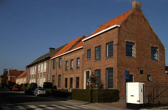 klooster en school te Oostveld (Oedelem)