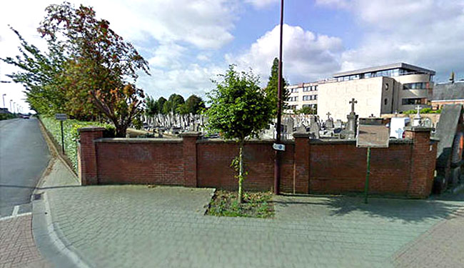Het kerkhof van Moorslede (Google Street View).